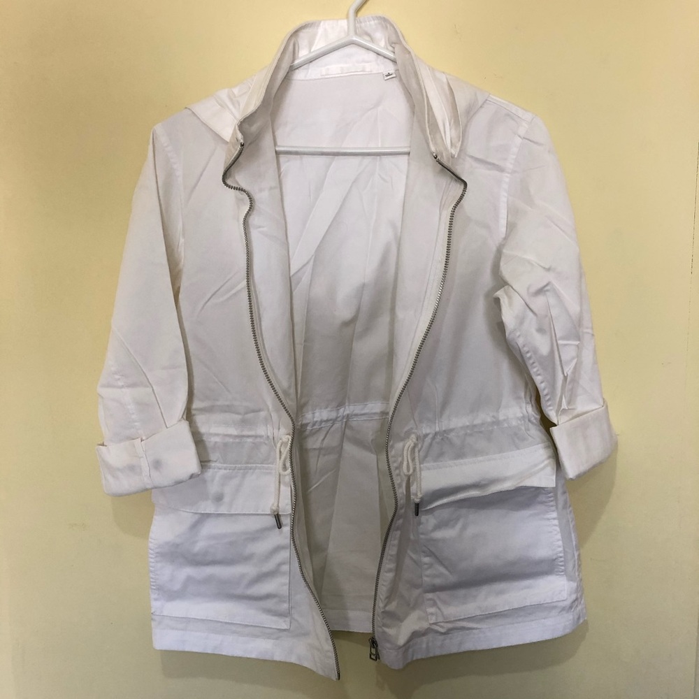 Uniqlo white jacket